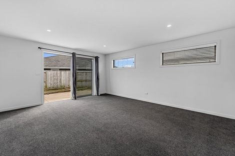 Photo of property in 2 Cupples Street, Papamoa Beach, Papamoa, 3118