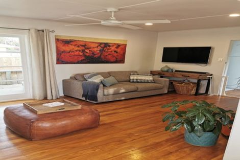 Photo of property in 10 Barrow Place, Te Puke, 3119