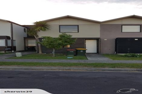 Photo of property in 20 Opito Way, East Tamaki, Auckland, 2013