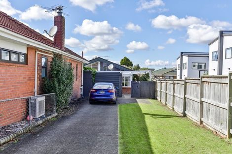 Photo of property in 2/43 Central Avenue, Papatoetoe, Auckland, 2025