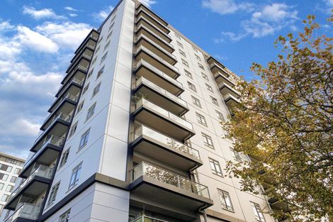 Photo of property in Highgate Towers, 5e/8 Howe Street, Freemans Bay, Auckland, 1011