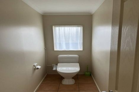 Photo of property in 25 Glenross Drive, Wattle Downs, Auckland, 2103