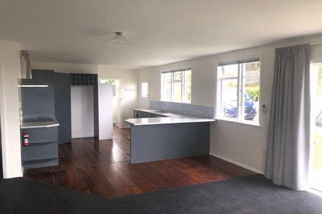 Photo of property in 12 Miriona Grove, Paekakariki, 5034