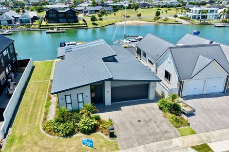 Photo of property in 17 Awatea Drive, Whitianga, 3510