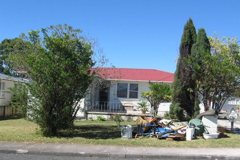 Photo of property in 106 Cobham Crescent, Kelston, Auckland, 0602