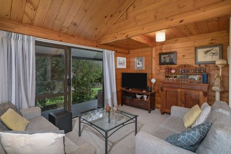 Photo of property in 22 Emmerdale Drive, Hahei, Whitianga, 3591