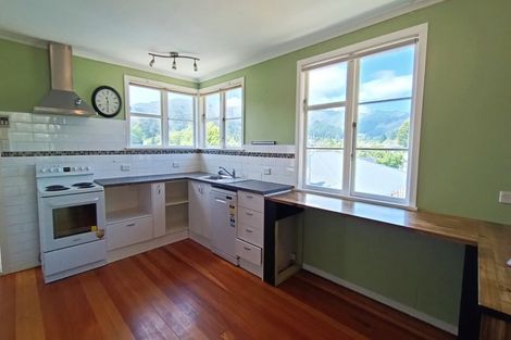 Photo of property in 16 Logie Street, Stokes Valley, Lower Hutt, 5019