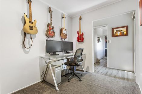 Photo of property in 2 Mabbett Lane, Waimauku, 0883