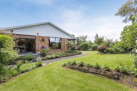 Photo of property in 22 Dukes Road North, Mosgiel, 9092