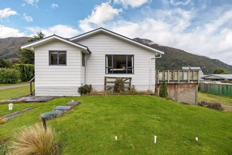 Photo of property in 27 Oxford Street, Kingston, Athol, 9793