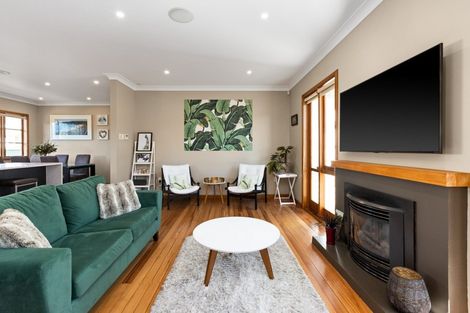 Photo of property in 1 Coleman Terrace, Hospital Hill, Napier, 4110