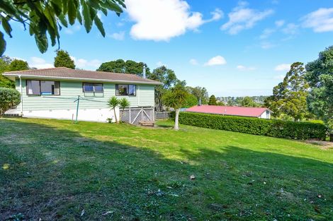 Photo of property in 10 Glenbervie Crescent, Massey, Auckland, 0614