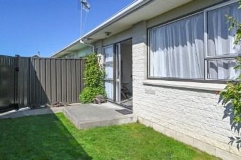 Photo of property in 2/408 Mclean Street, Saint Leonards, Hastings, 4120