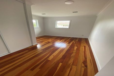 Photo of property in 26 West Lynn Road, Titirangi, Auckland, 0604