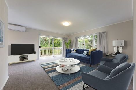 Photo of property in 18 Sarona Avenue, Glen Eden, Auckland, 0602