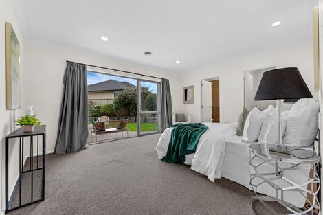 Photo of property in 125 Wayne Francis Drive, Flat Bush, Auckland, 2016