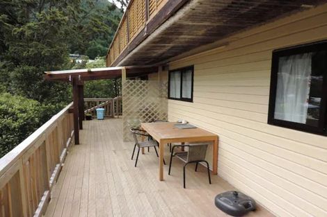 Photo of property in 26 Mackinnon Terrace, Sunshine Bay, Queenstown, 9300