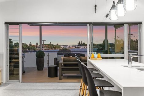 Photo of property in 65a Maxwells Road, Otumoetai, Tauranga, 3110