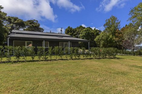 Photo of property in 34 Merewhira Road, Paremoremo, Albany, 0793