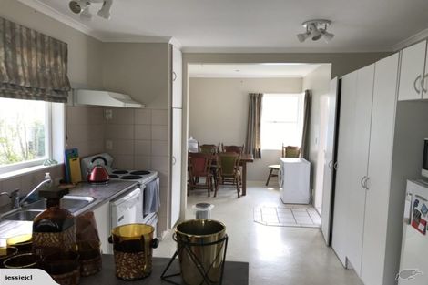 Photo of property in 236 Forrest Hill Road, Forrest Hill, Auckland, 0620