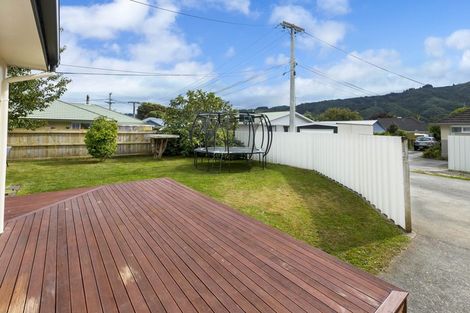 Photo of property in 40a Ebdentown Street, Ebdentown, Upper Hutt, 5018