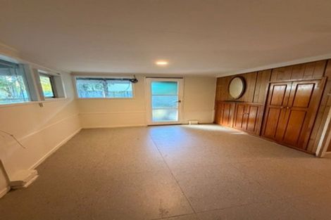 Photo of property in 53 Lawrence Crescent, Hillpark, Auckland, 2102