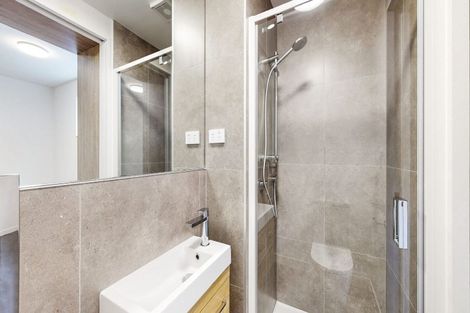 Photo of property in 4/67 Tiketike Way, Brooklyn, Wellington, 6021