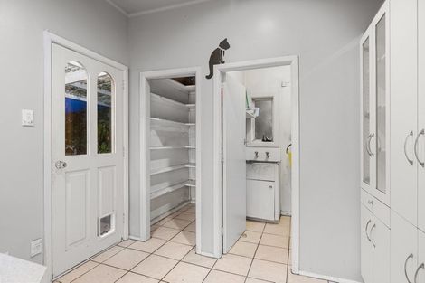 Photo of property in 104 North Parade, Richmond, Christchurch, 8013