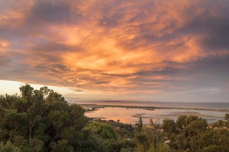 Photo of property in 170 Mount Pleasant Road, Mount Pleasant, Christchurch, 8081