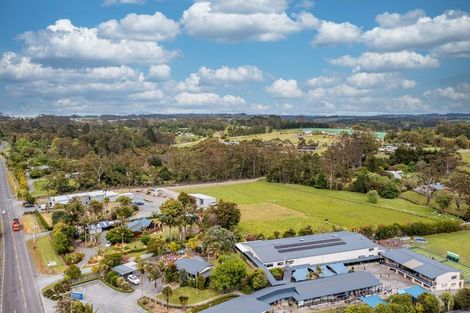 Photo of property in 92 Waimate Road North, Kerikeri, 0293