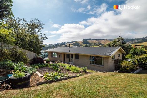 Photo of property in 60 Marion Street, Macandrew Bay, Dunedin, 9014