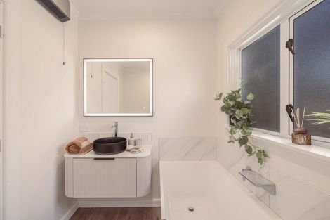 Photo of property in 277 Hills Road, Mairehau, Christchurch, 8013