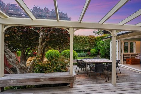 Photo of property in 13 Cameron Street, Takapuna, Auckland, 0622