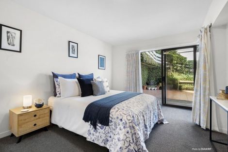 Photo of property in 1/9 Wilkinson Street, Oriental Bay, Wellington, 6011
