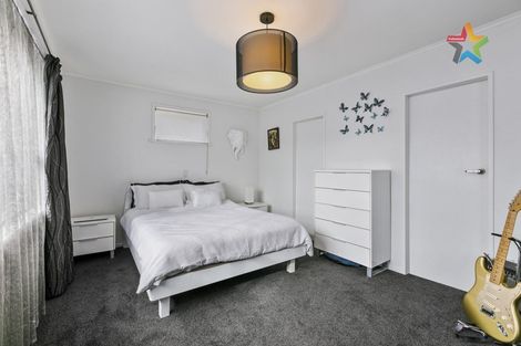 Photo of property in 23 Stokes Valley Road, Stokes Valley, Lower Hutt, 5019