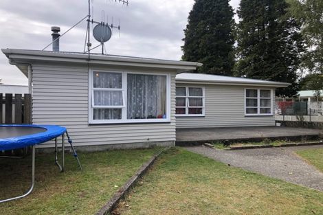 Photo of property in 8 Te Mitiotu Grove, Turangi, 3334