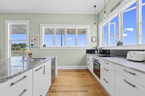 Photo of property in 79 Lincoln Road East, Everett Park, Inglewood, 4389