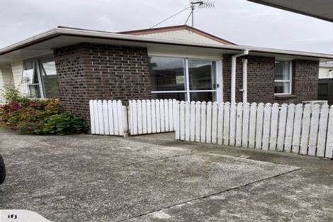 Photo of property in 2/156 Knights Road, Hutt Central, Lower Hutt, 5011