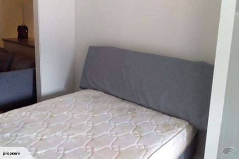 Photo of property in 12a Nikau Street, New Lynn, Auckland, 0600