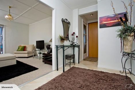Photo of property in 41 Sea Vista Avenue, Beach Haven, Auckland, 0626