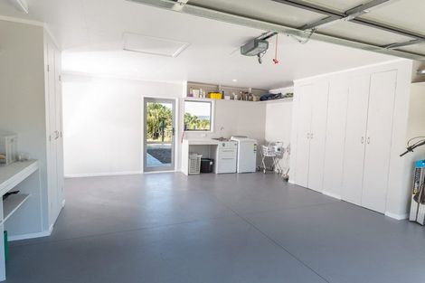 Photo of property in 108 Stratford Drive, Cable Bay, 0420