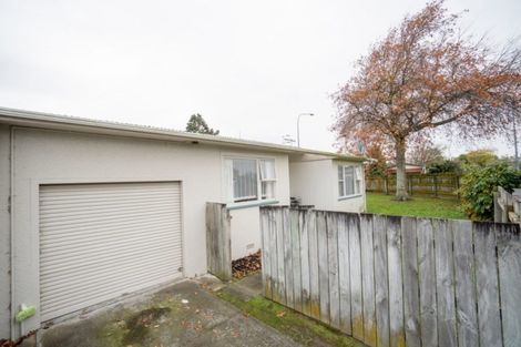 Photo of property in 2 Hartley Place, Awapuni, Palmerston North, 4412