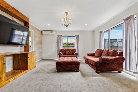 Photo of property in 2/327 Main South Road, Hornby, Christchurch, 8042