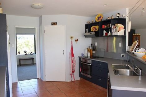 Photo of property in 75 Adelaide Road, Dannevirke, 4978