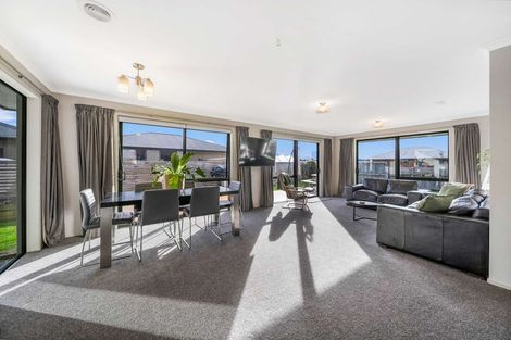 Photo of property in 76 Orbell Crescent, Te Anau, 9679