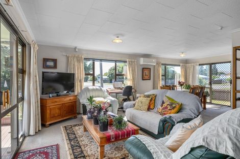 Photo of property in 15 Mowat Street, Springlands, Blenheim, 7201