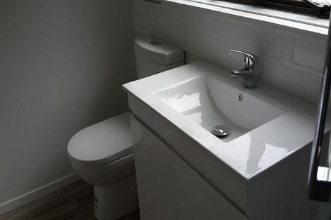 Photo of property in 118a Middleton Road, Churton Park, Wellington, 6037