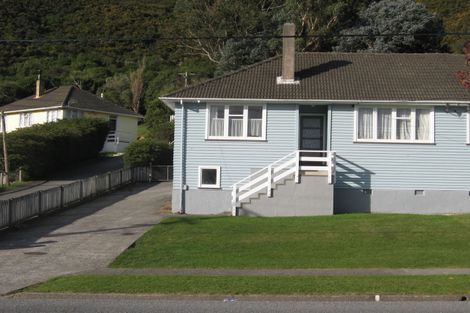 Photo of property in 184 Waddington Drive, Naenae, Lower Hutt, 5011