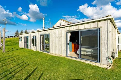 Photo of property in 11 Alcemene Lane, Baylys Beach, Dargaville, 0377