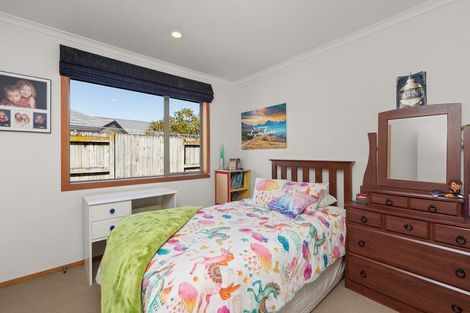 Photo of property in 44 Roberts Line, Kelvin Grove, Palmerston North, 4414